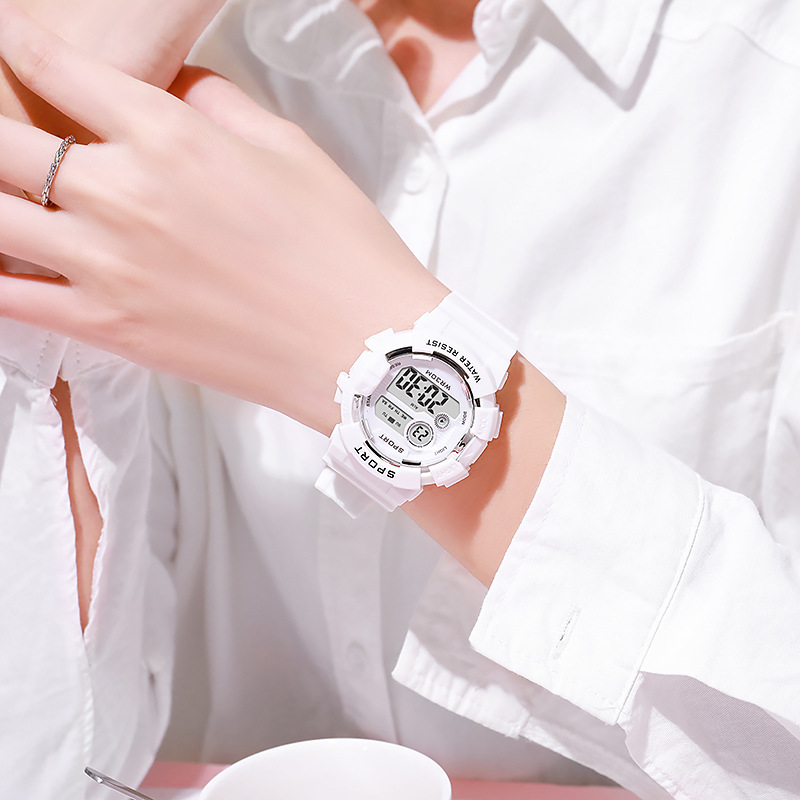 ساعات أطفال عصرية مضيئة مقاومة - مراجعة Smartwatch Watches For Kid Boy Waterproof وسعره